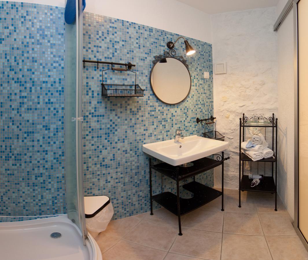 วีลา บากุช Bed & Breakfast สปลิท ภายนอก รูปภาพ